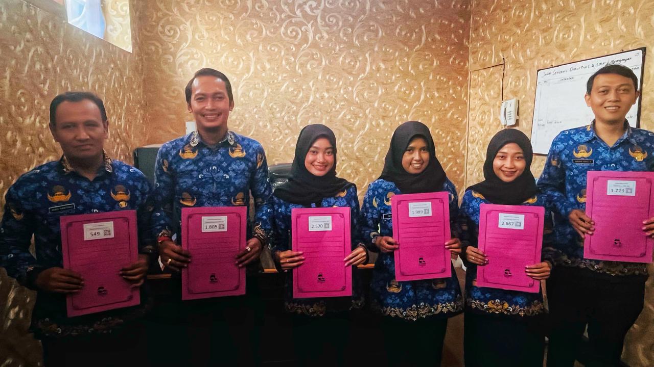 Penyerahan SK PPPK Paruh Waktu Tahun 2025